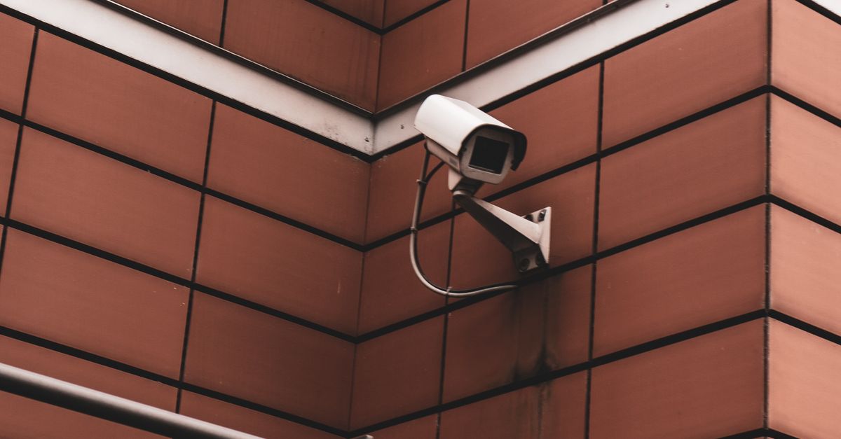 Comparing Wireless CCTV Systems: Features to Look For